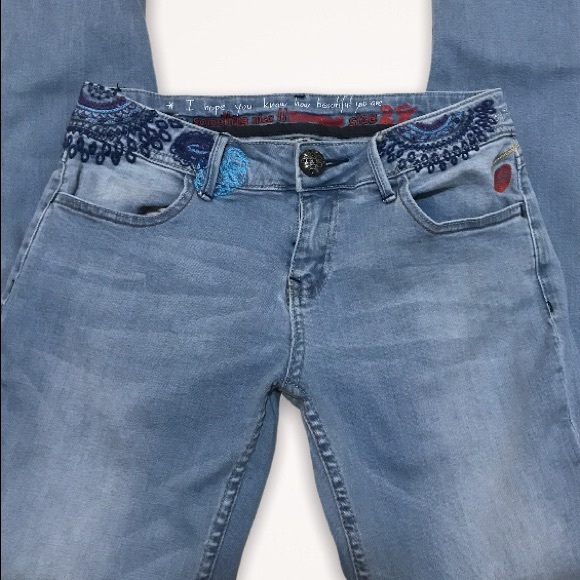 Desigual Denim - DESIGUAL Embroidered Light Wash Skinny Jeans